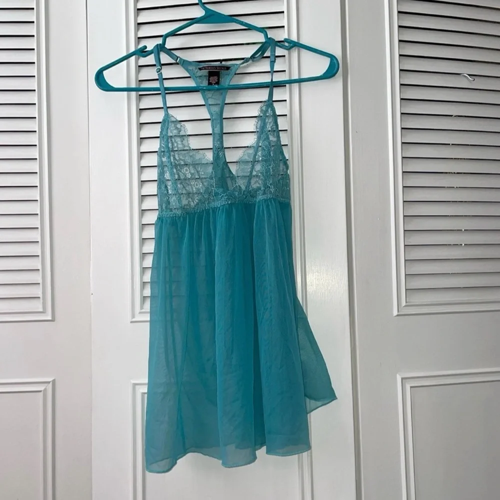 Vintage Victoria’s Secret peekaboo lace babydoll Chemise Negligee Nightgown M - Picture 3 of 11